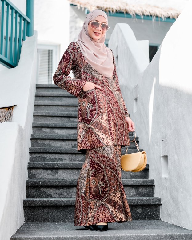 Baju Kurung Kedah Batik Dobby Aimi - Spice Brown