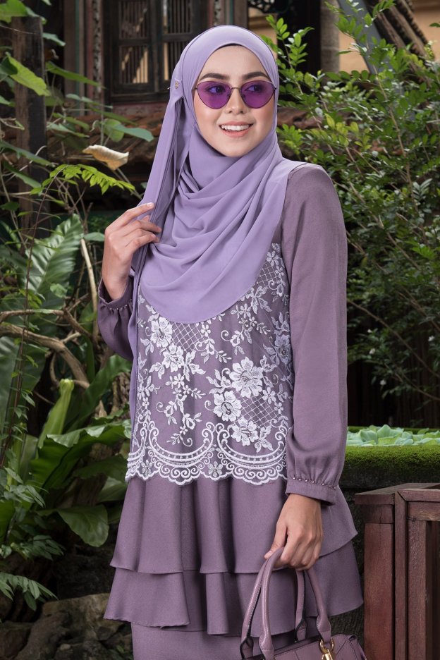 Baju Kurung Lace Alexis - Morning Iris