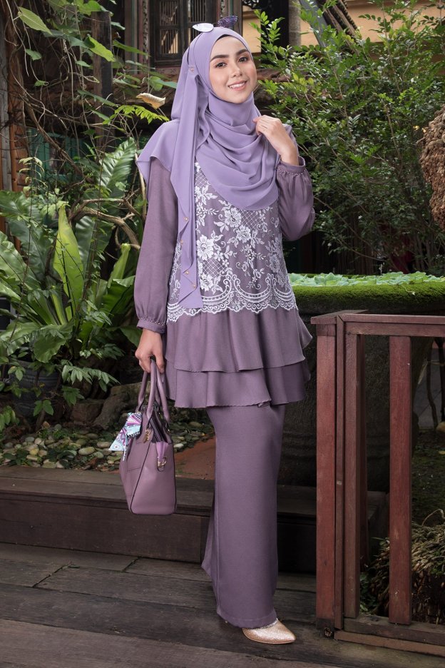 Baju Kurung Lace Alexis - Morning Iris