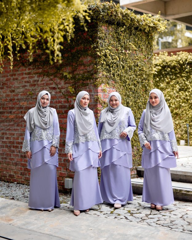 Baju Kurung Lace Clemence II - Deep Blue