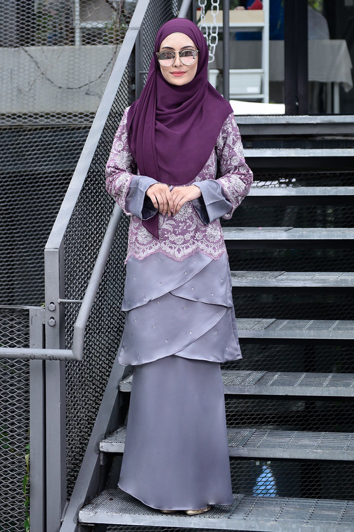Baju Kurung Lace Clemence - Frosty Grey