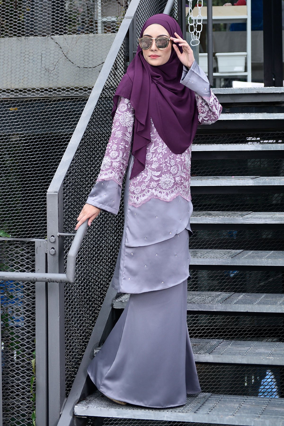 Baju Kurung Lace Clemence - Frosty Grey