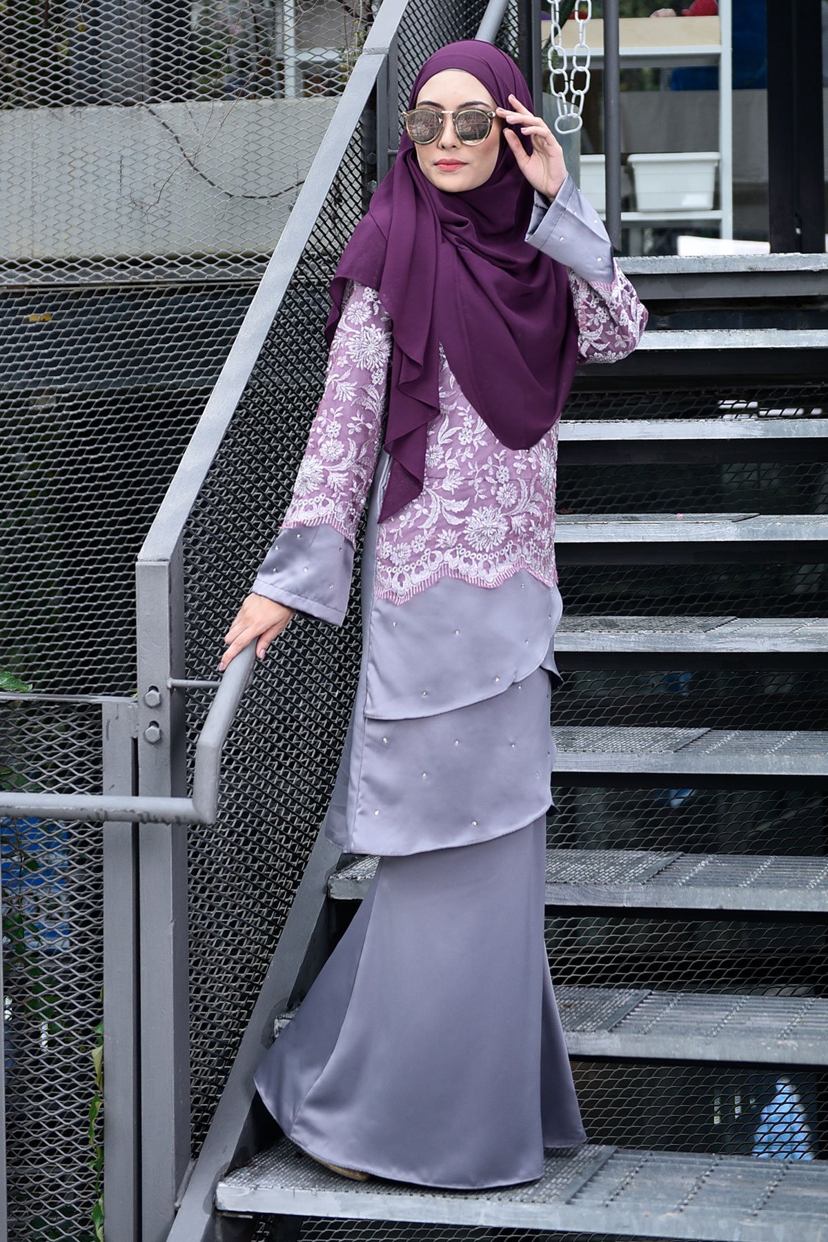Baju Kurung Lace Clemence - Frosty Grey