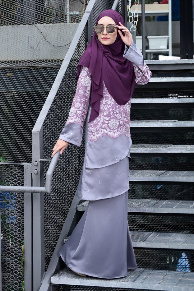 Baju Kurung Lace Clemence - Frosty Grey