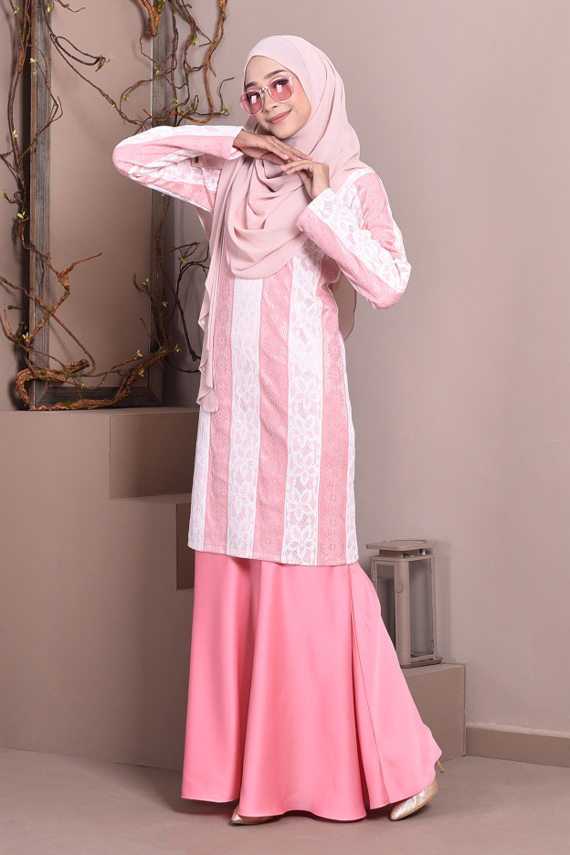 Baju Kurung Lace Gabby - Sweet Pink