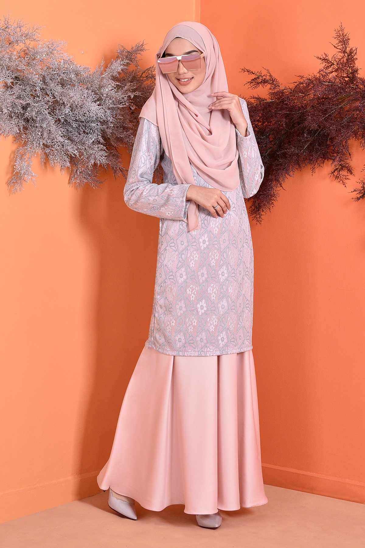 Baju Kurung Lace Grayce - Peach