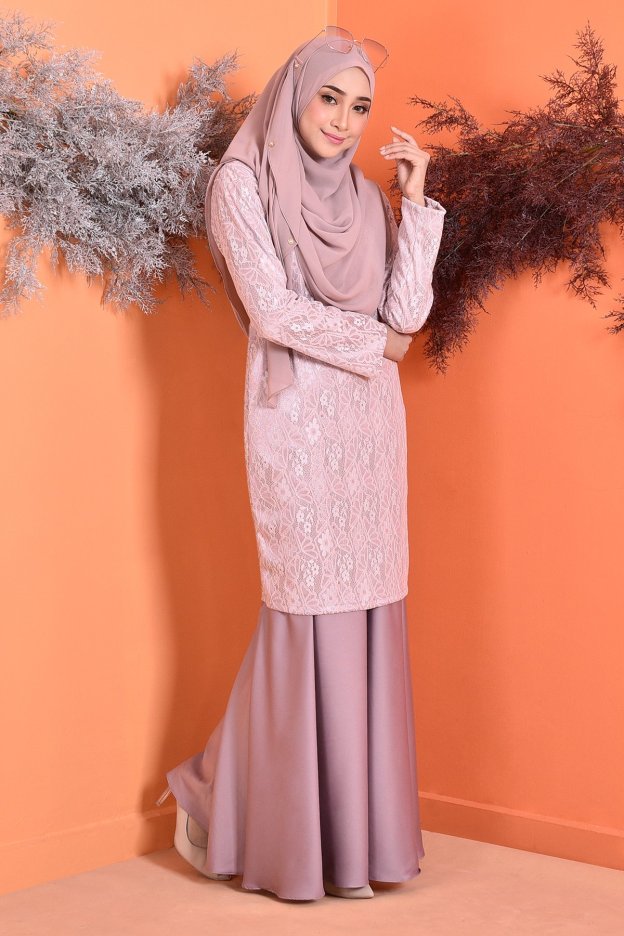 Baju Kurung Lace Grayce - Lavender