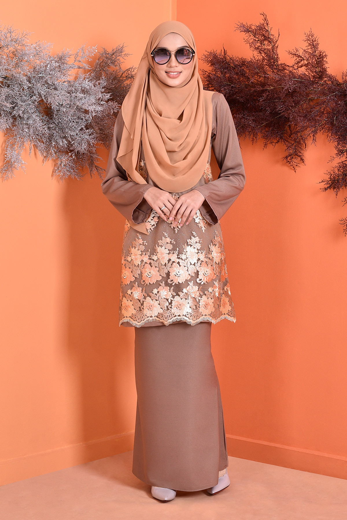 Baju Kurung Lace Lennie - Mocha Shot