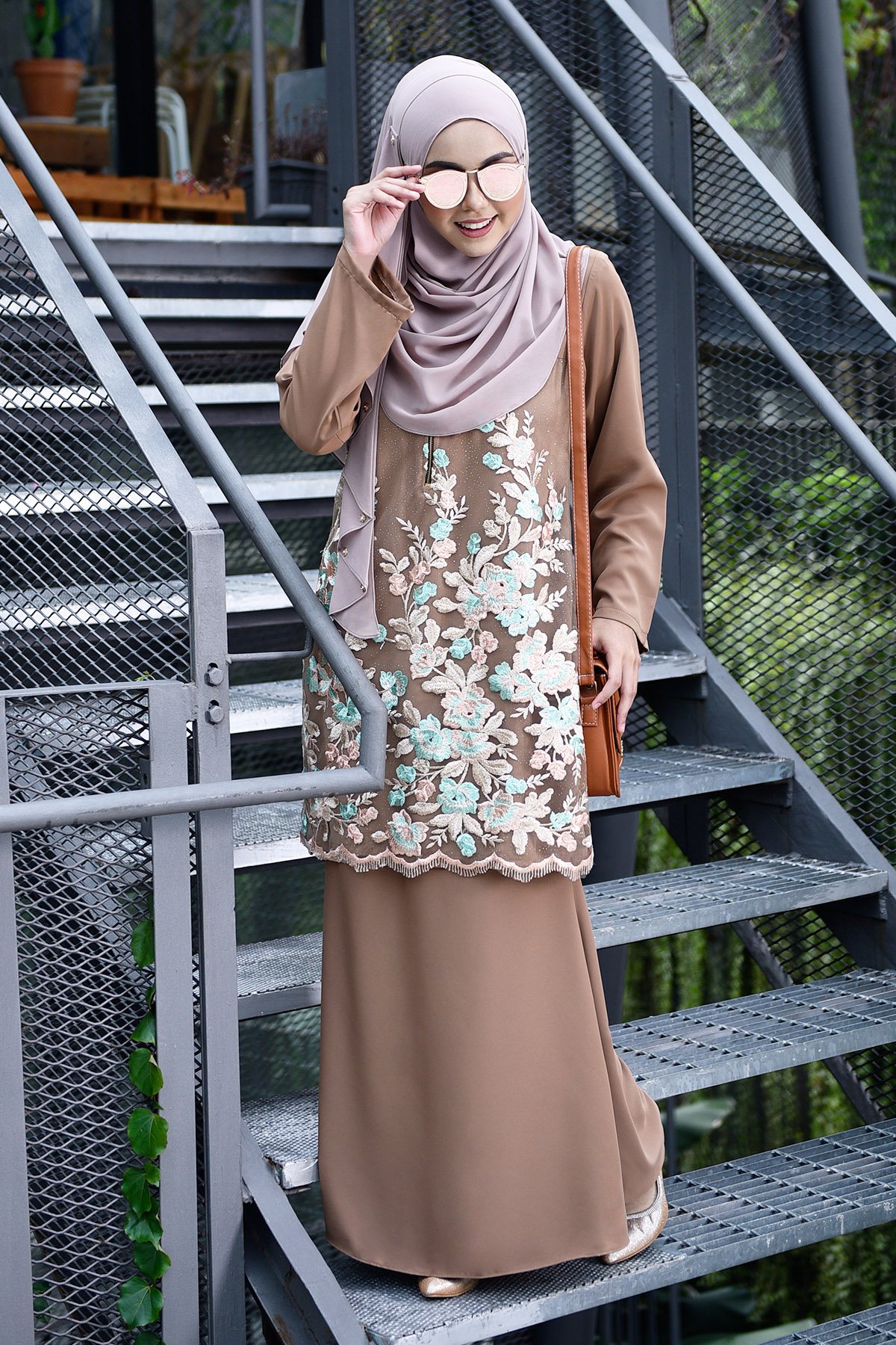 Baju Kurung Lace Leonore - Cavendish Brown