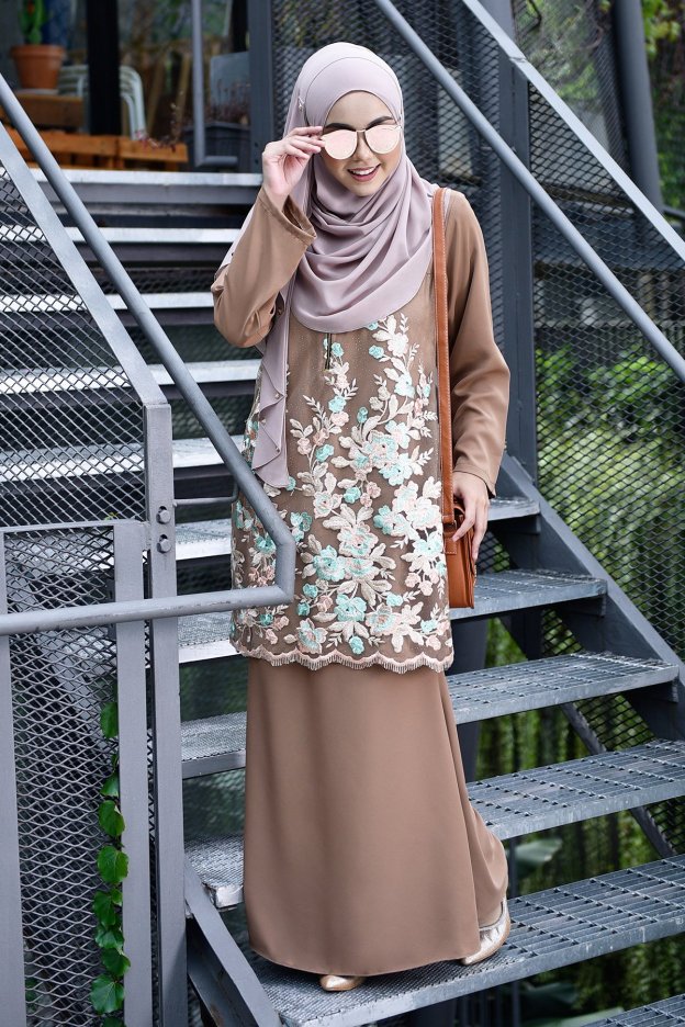 Baju Kurung Lace Leonore - Cavendish Brown