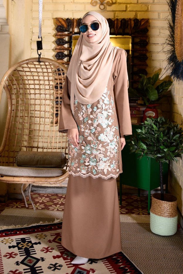 Baju Kurung Lace Leonore - Cavendish Brown