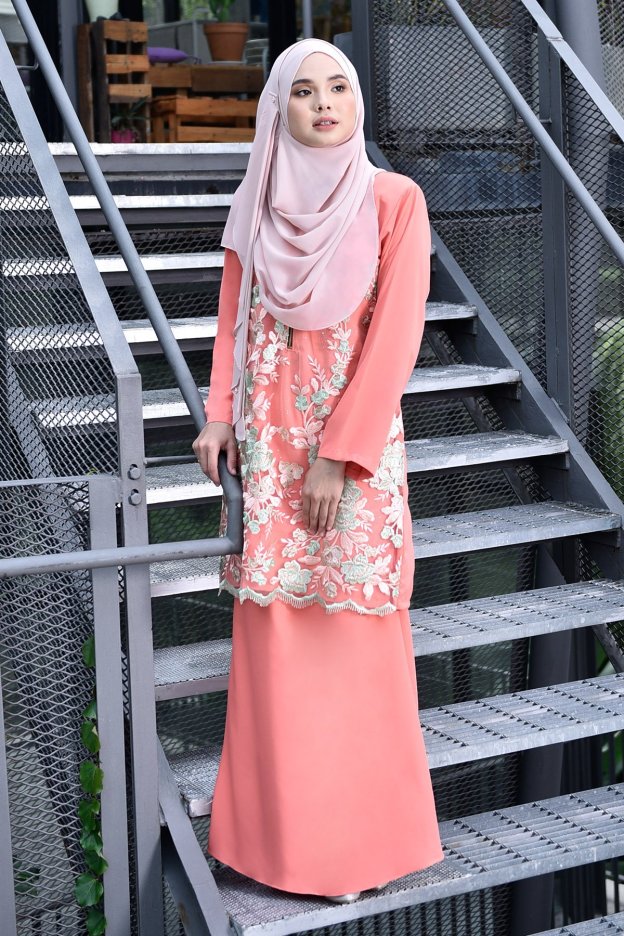 Baju Kurung Lace Leonore - Coralette