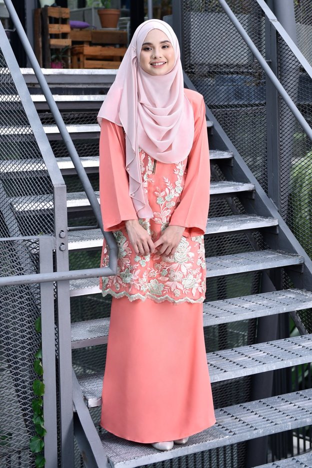 Baju Kurung Lace Leonore - Coralette