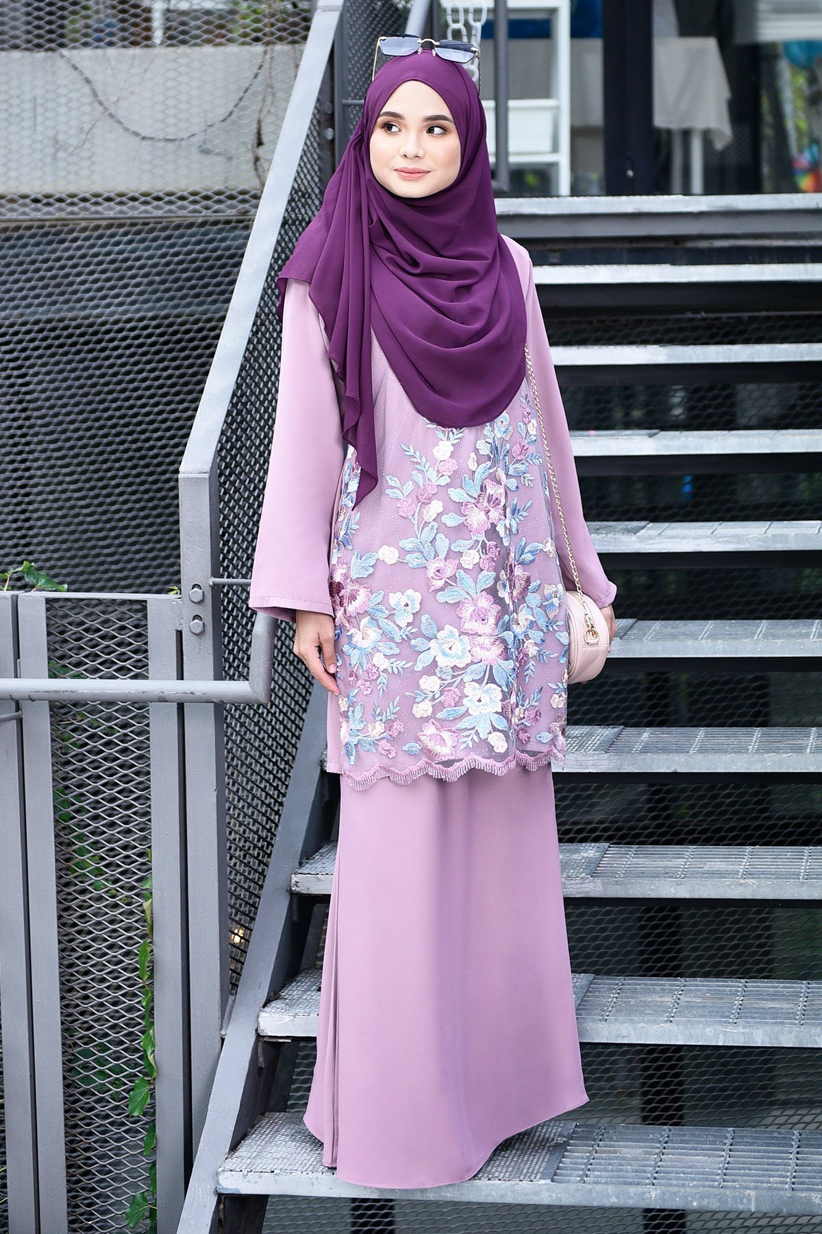 Baju Kurung Lace Leonore - Lavender