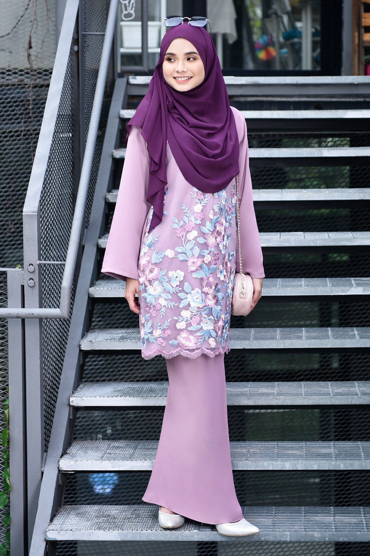 Baju Kurung Lace Leonore - Lavender
