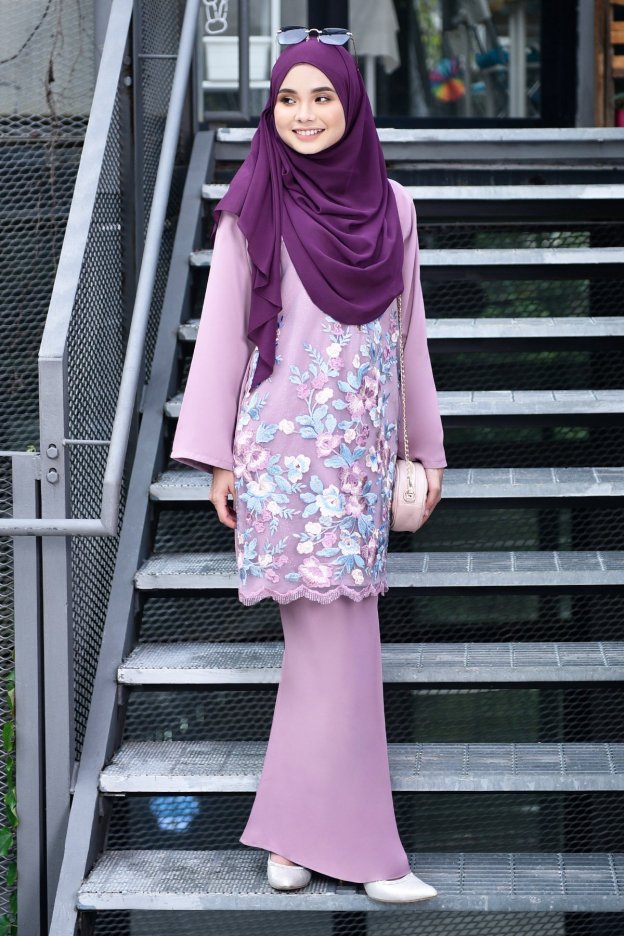 Baju Kurung Lace Leonore - Lavender