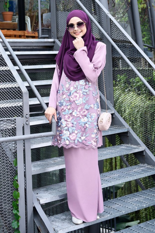 Baju Kurung Lace Leonore - Lavender