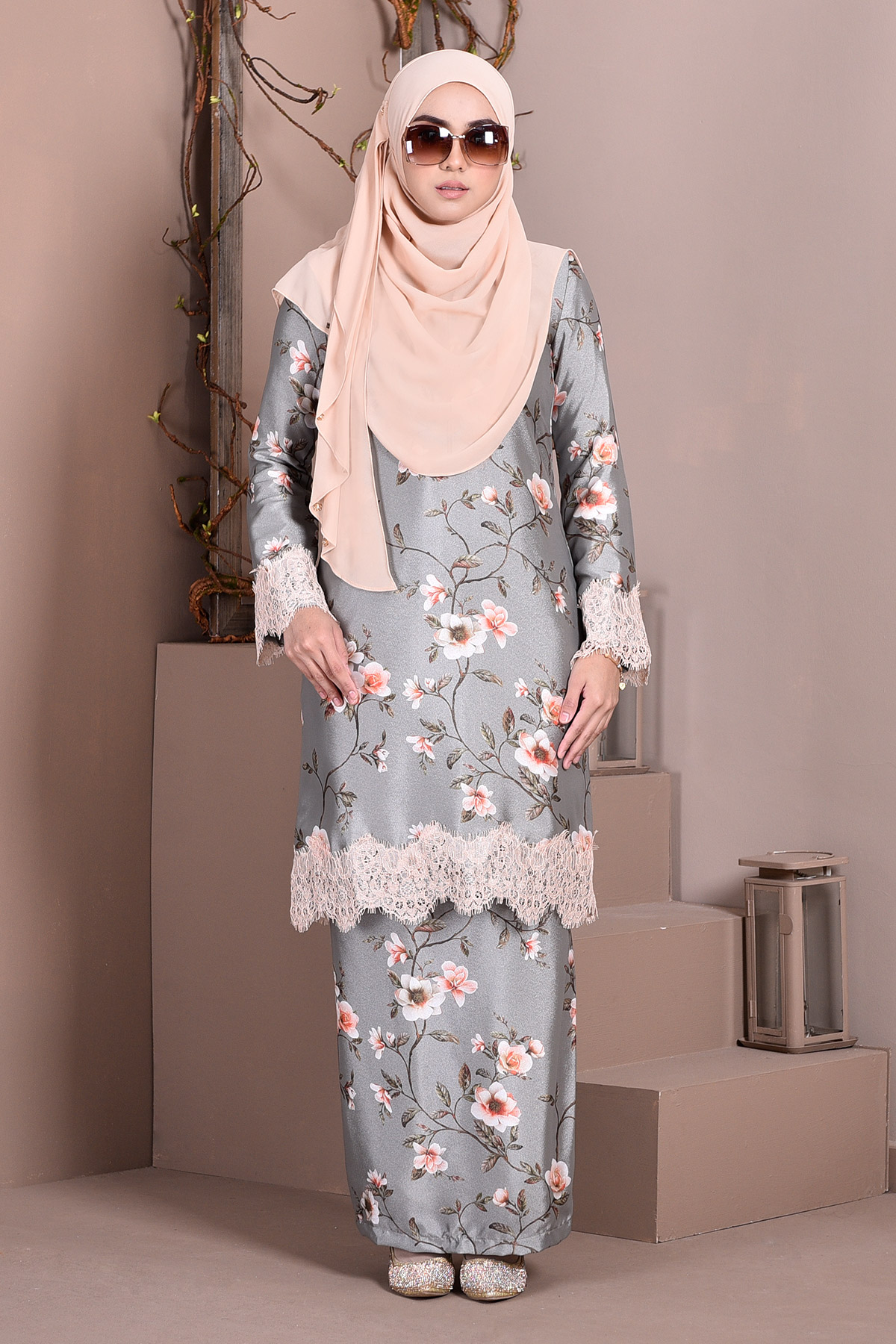 Baju Kurung Lace Madame Sara - Moss Green