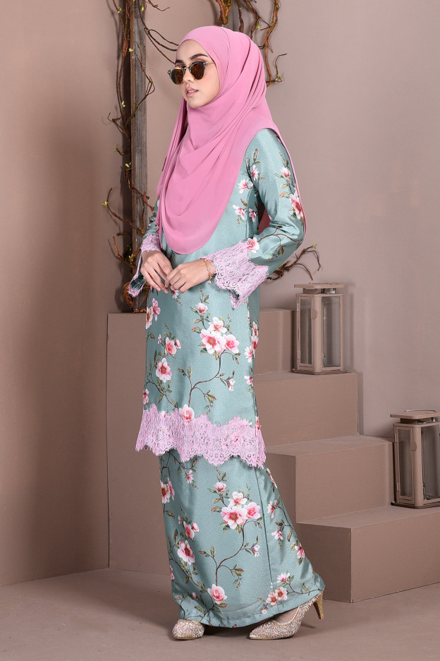 Baju Kurung Lace Madame Sara - Sea Green
