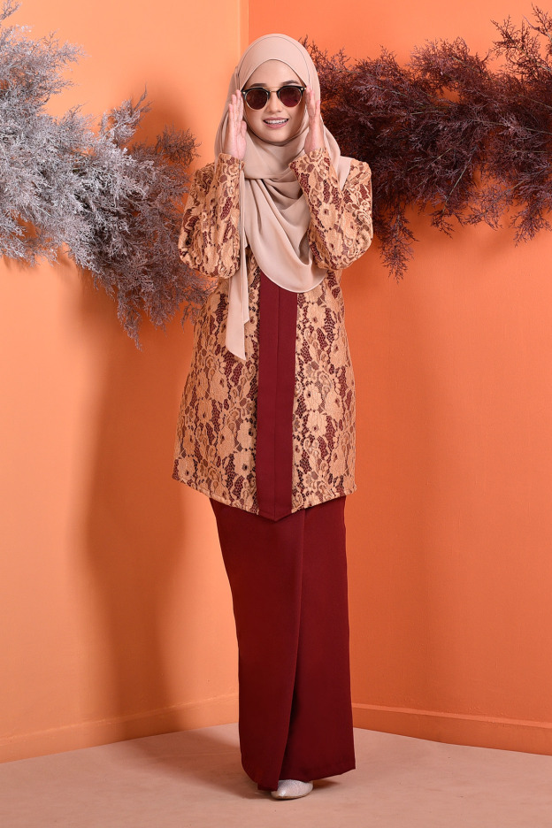 Baju Kebarung Lace Marissa - Rouge Maroon