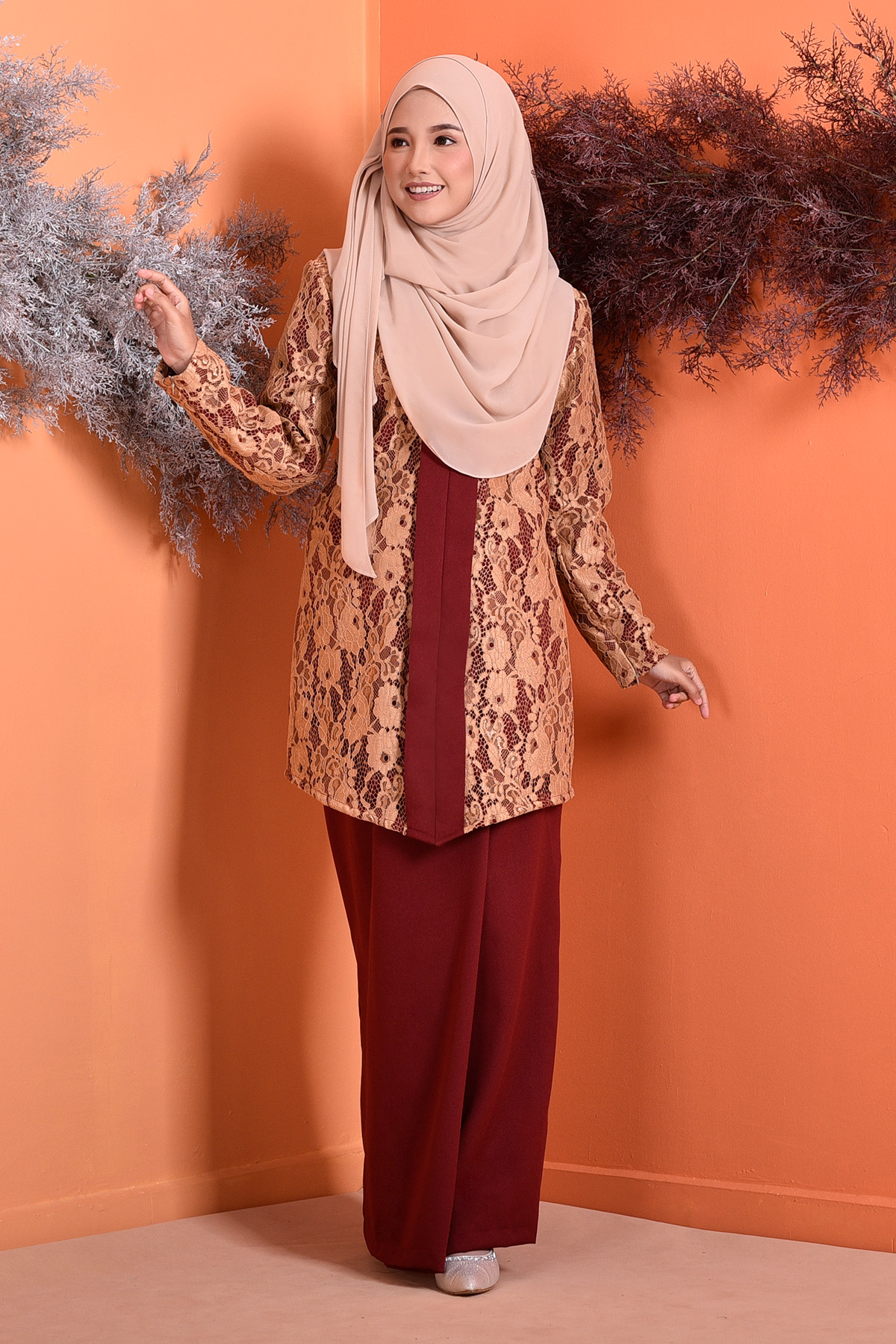 Baju Kebarung Lace Marissa - Rouge Maroon