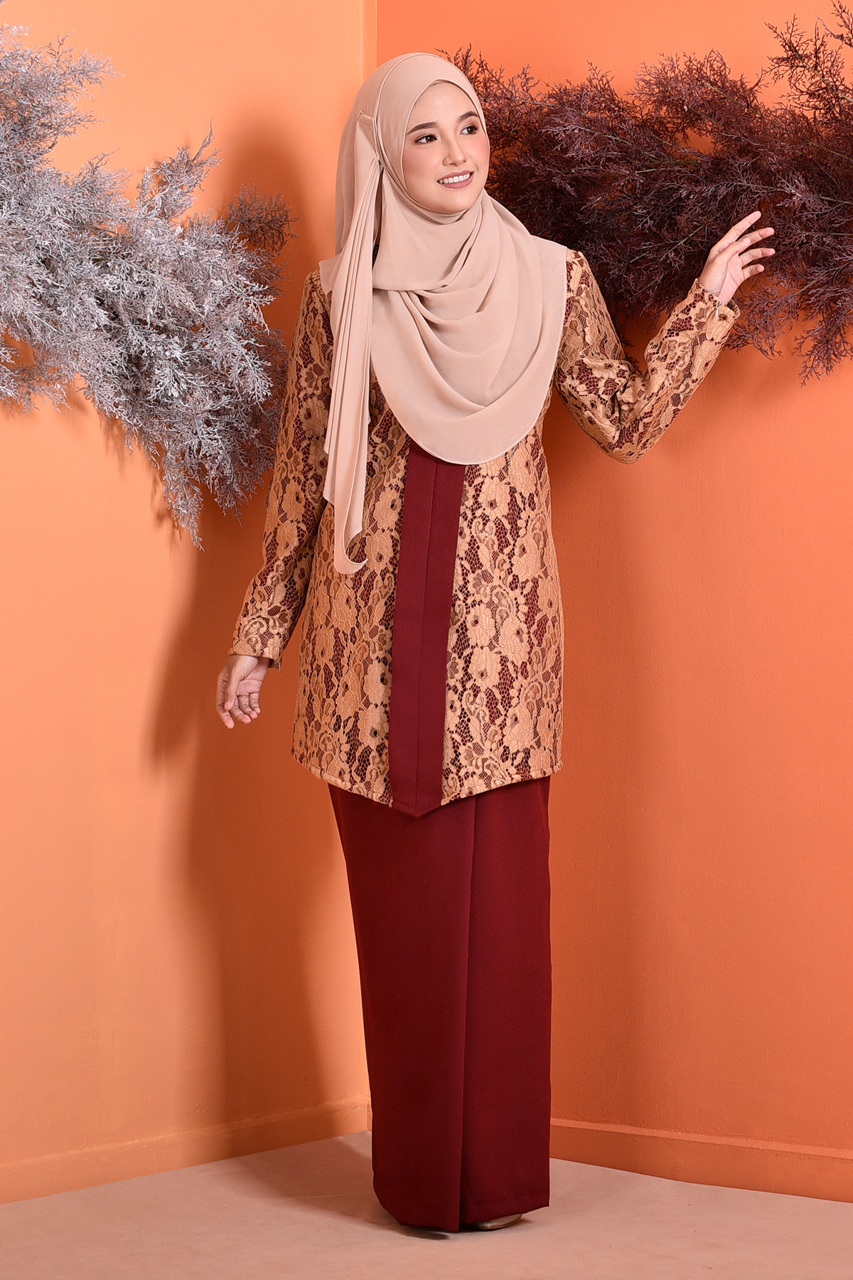 Baju Kebarung Lace Marissa - Rouge Maroon