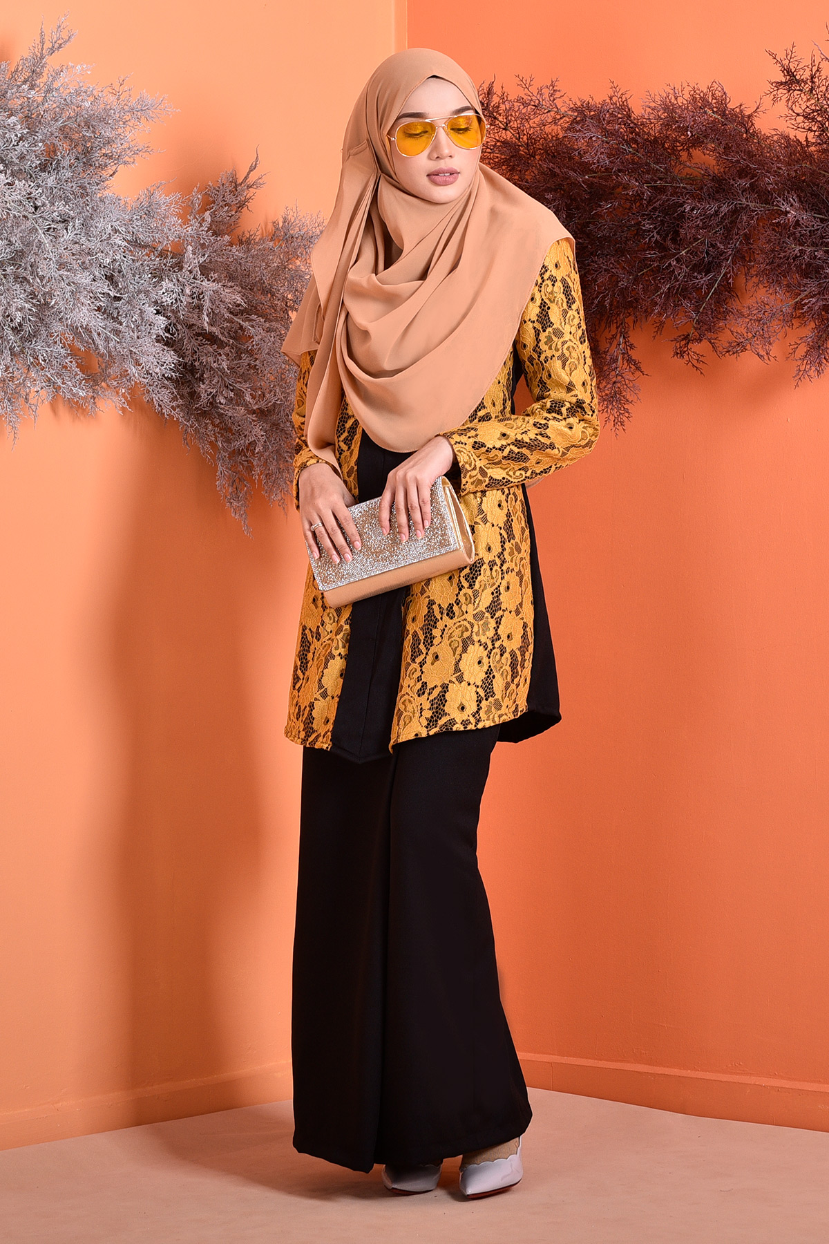 Baju Kebarung Lace Marissa - Pitch Black
