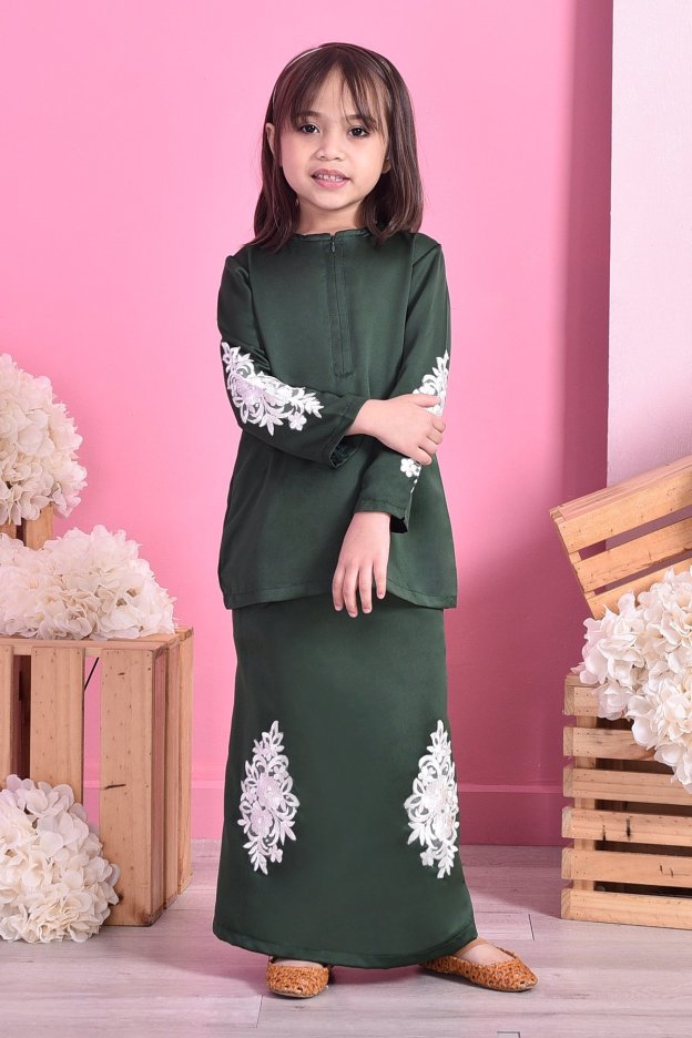 Baju Kurung Lace Mathilde Kids - Forest Green
