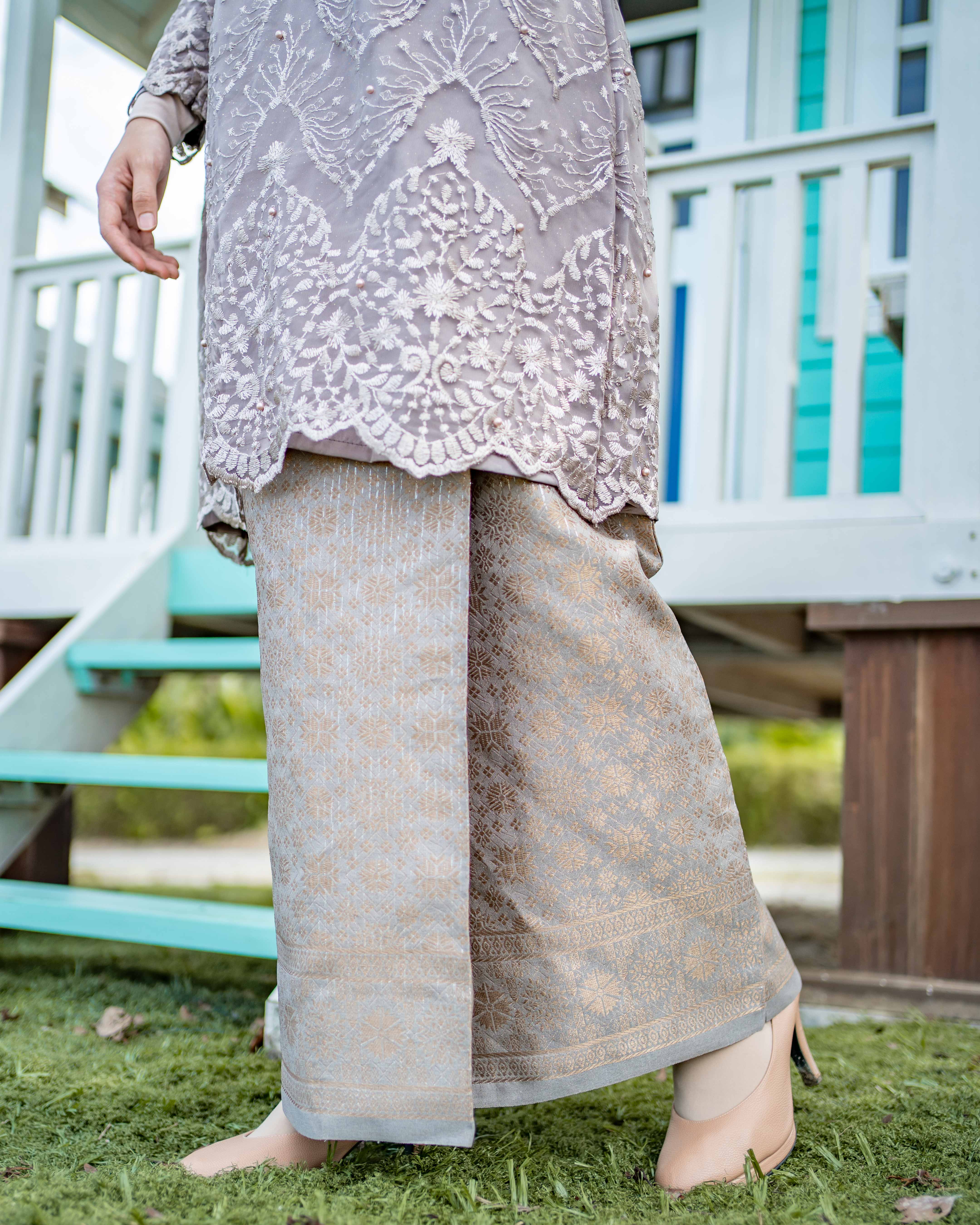 Baju Kurung Songket Lace Ruzita - Stoned Grey
