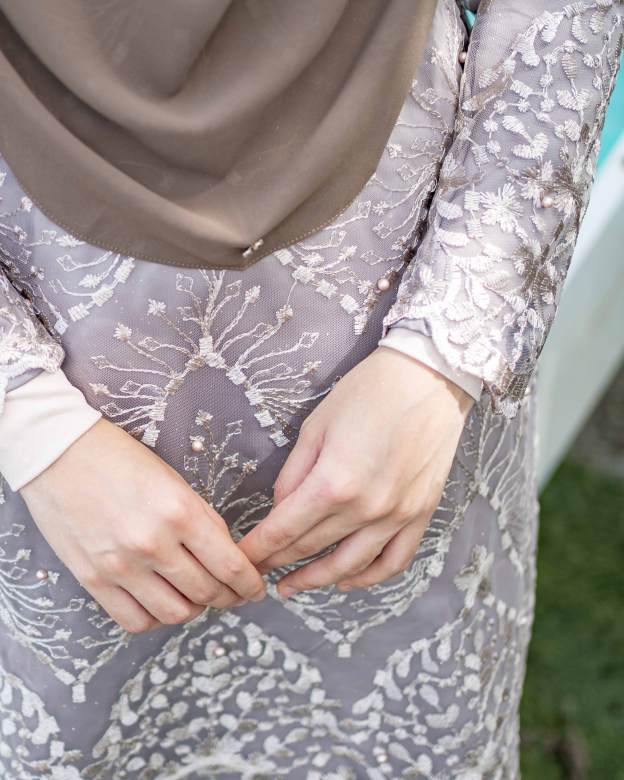 Baju Kurung Songket Lace Ruzita - Stoned Grey
