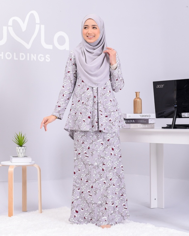 Baju Kurung Lola Printed - Grey Aquilegia