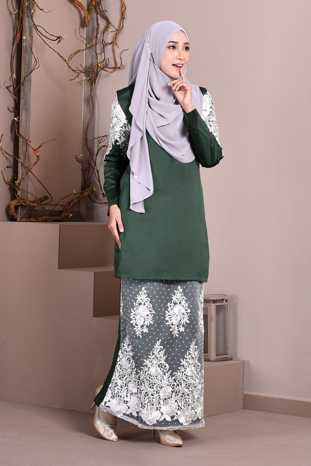 Baju Kurung Lace Mathilde - Forest Green