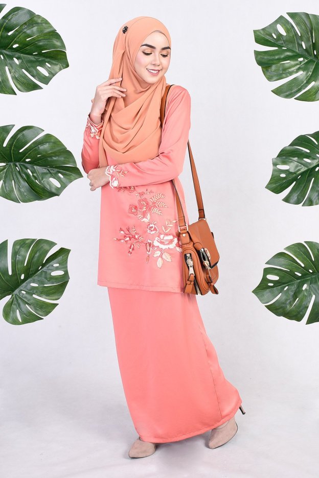 Baju Kurung Mirda Embroiderry - Teracotta Orange