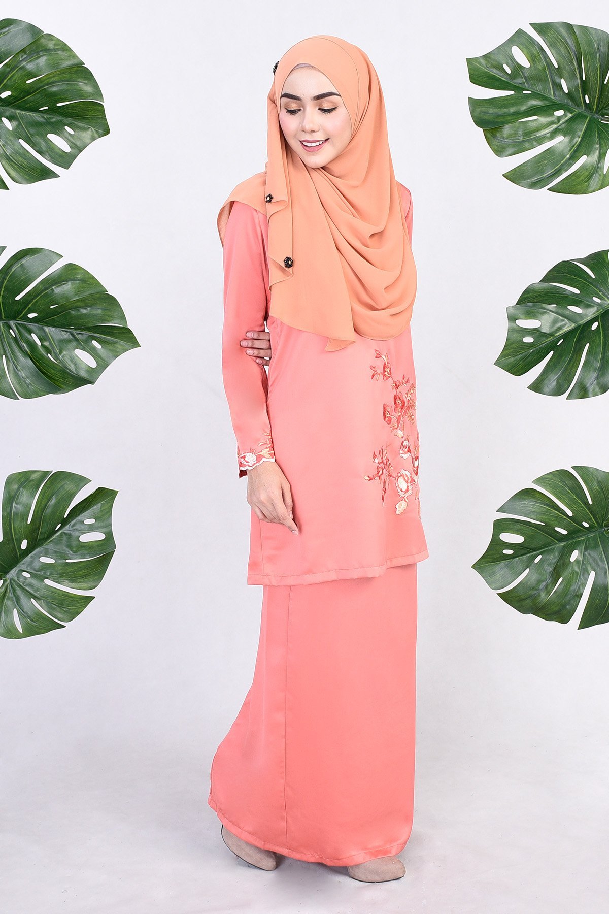 Baju Kurung Mirda Embroiderry - Teracotta Orange