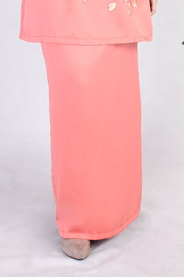 Baju Kurung Mirda Embroiderry - Teracotta Orange