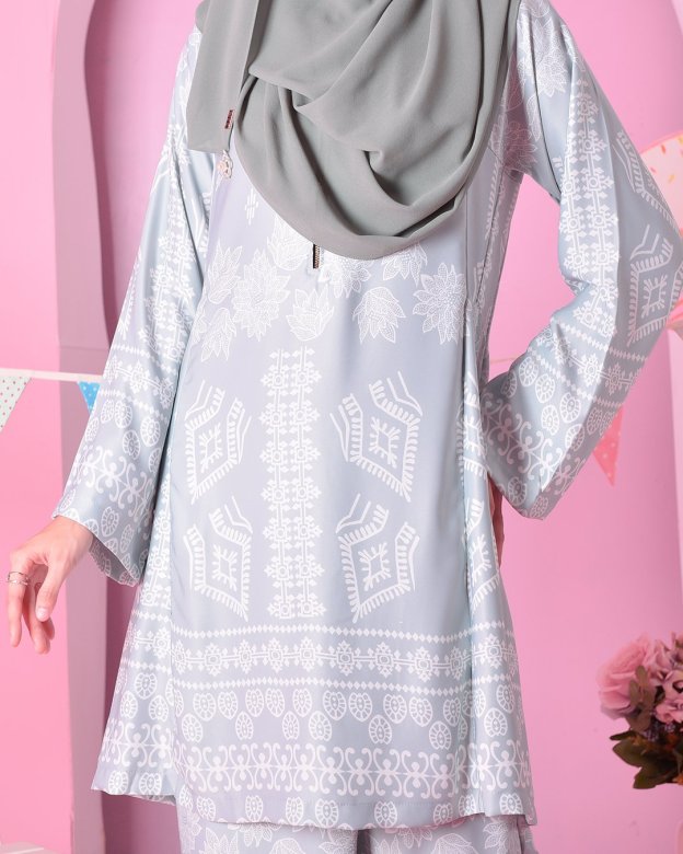 Baju Kurung Pahang Ciara - Tiffany Green