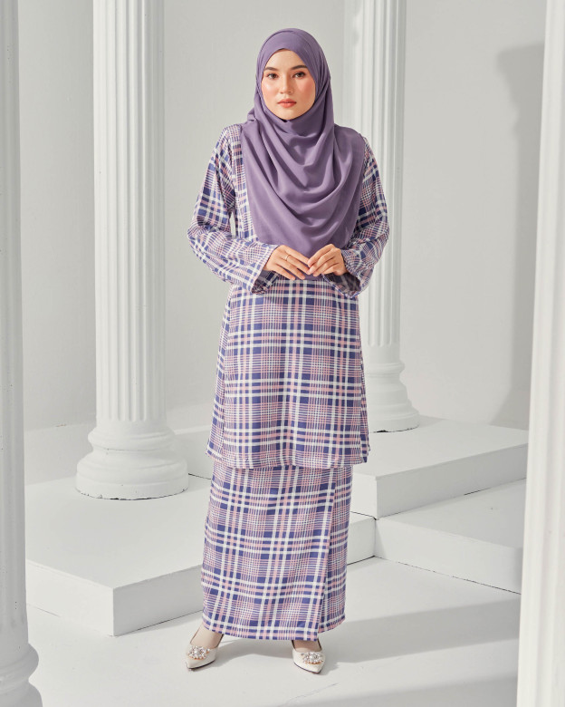 Baju Kurung Pahang Lysandra Laluna X MCC - Dark Purple