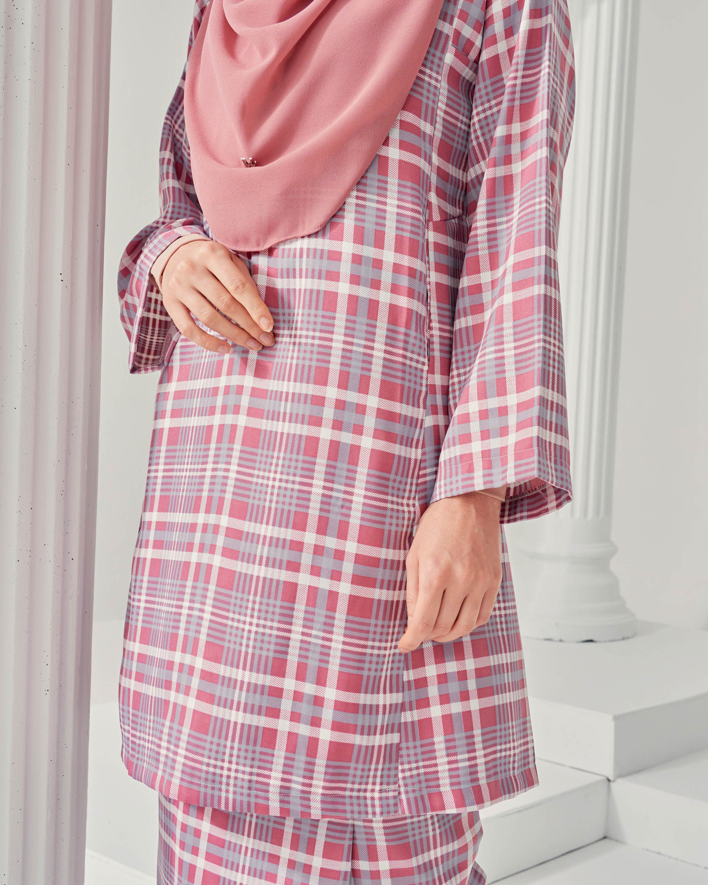 Baju Kurung Pahang Lysandra Laluna X MCC - Mulberry