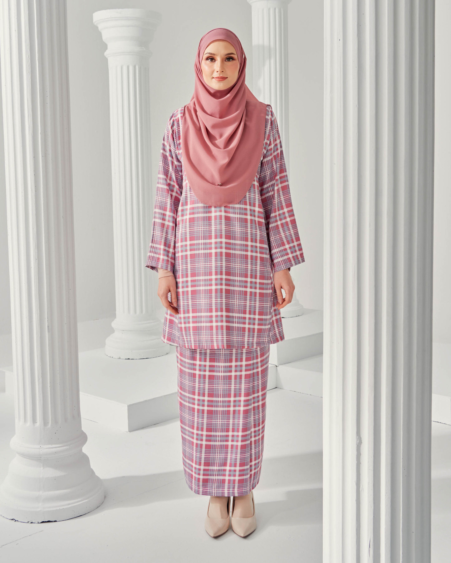 Baju Kurung Pahang Lysandra Laluna X MCC - Mulberry