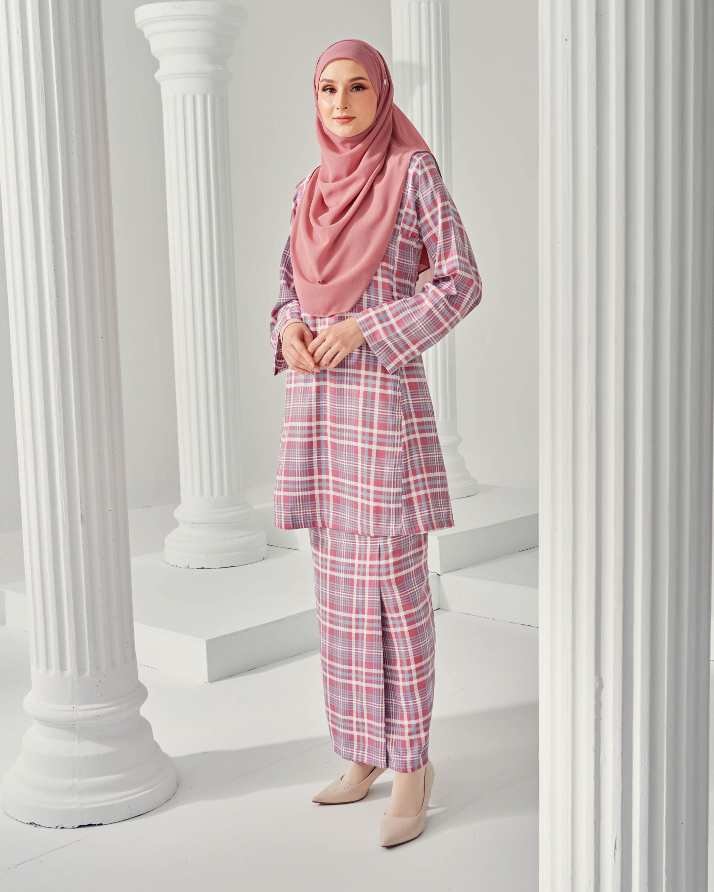 Baju Kurung Pahang Lysandra Laluna X MCC - Mulberry