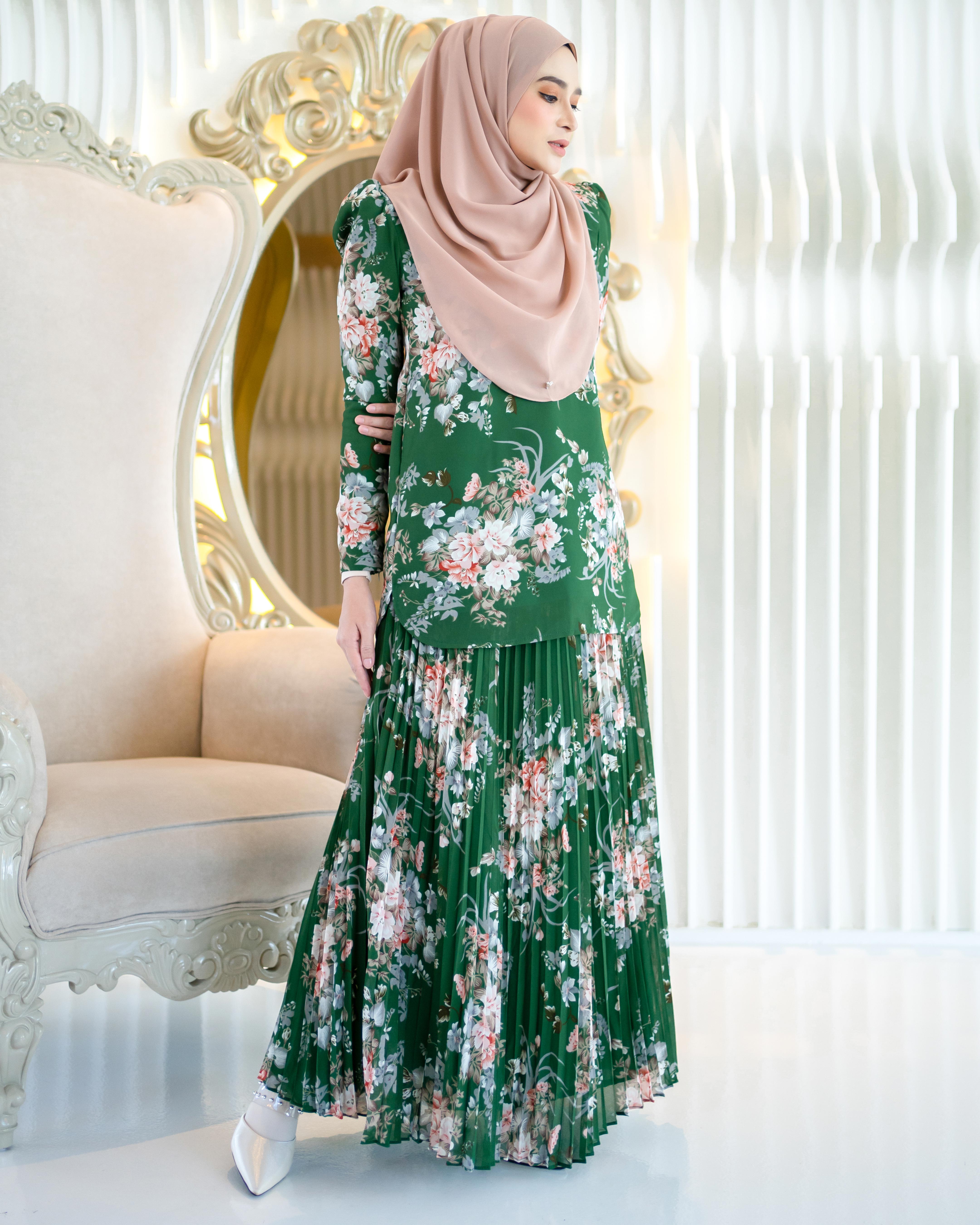 Baju Kurung Pleated Amelie - Grass Green