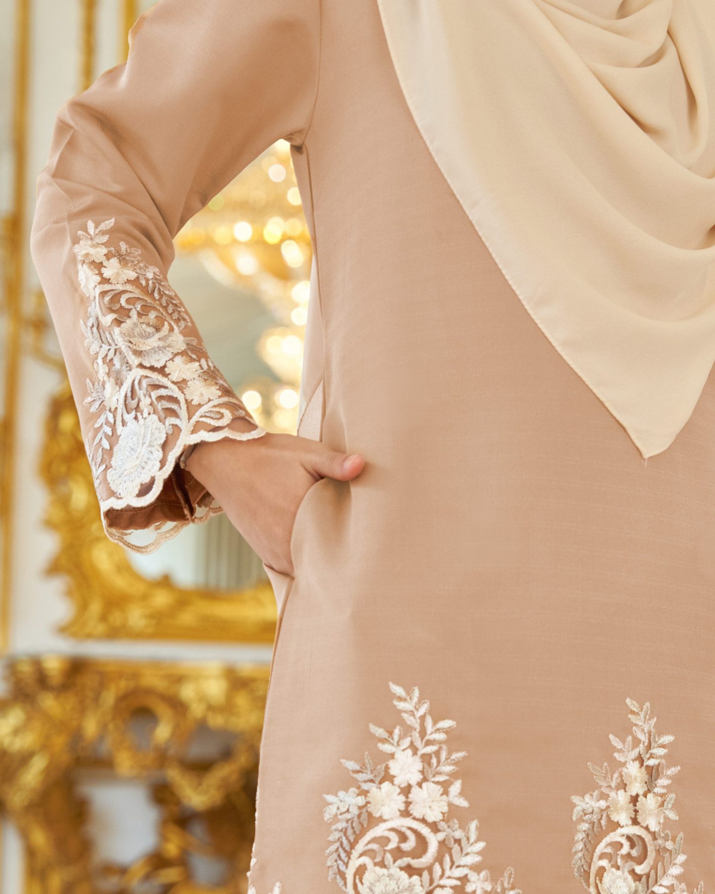 Baju Kurung Royal Lace Ayra - Beige Castle