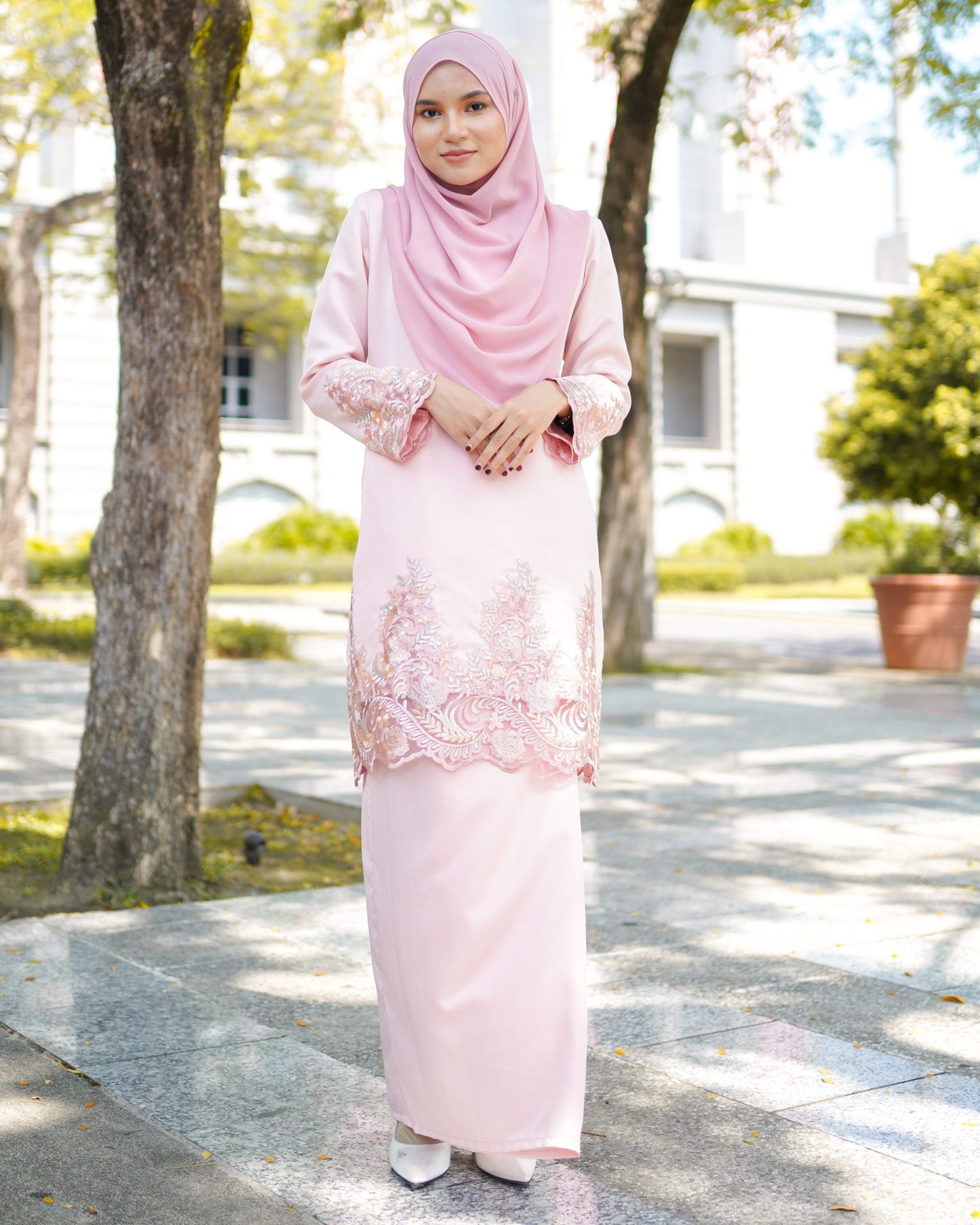 Baju Kurung Royal Lace Ayra - Baby Pink