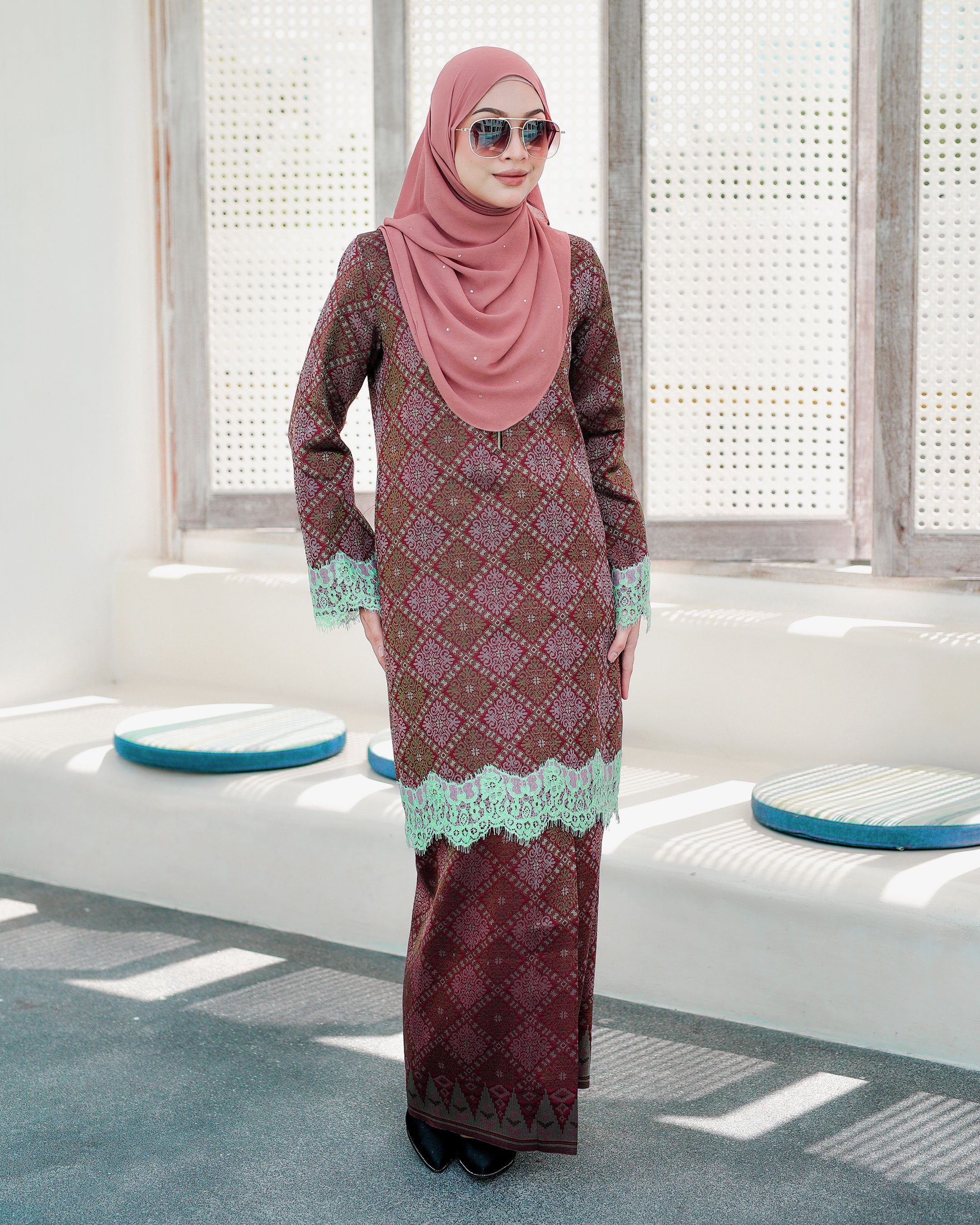 Baju Kurung Songket Lace Azleen - Rust Maroon