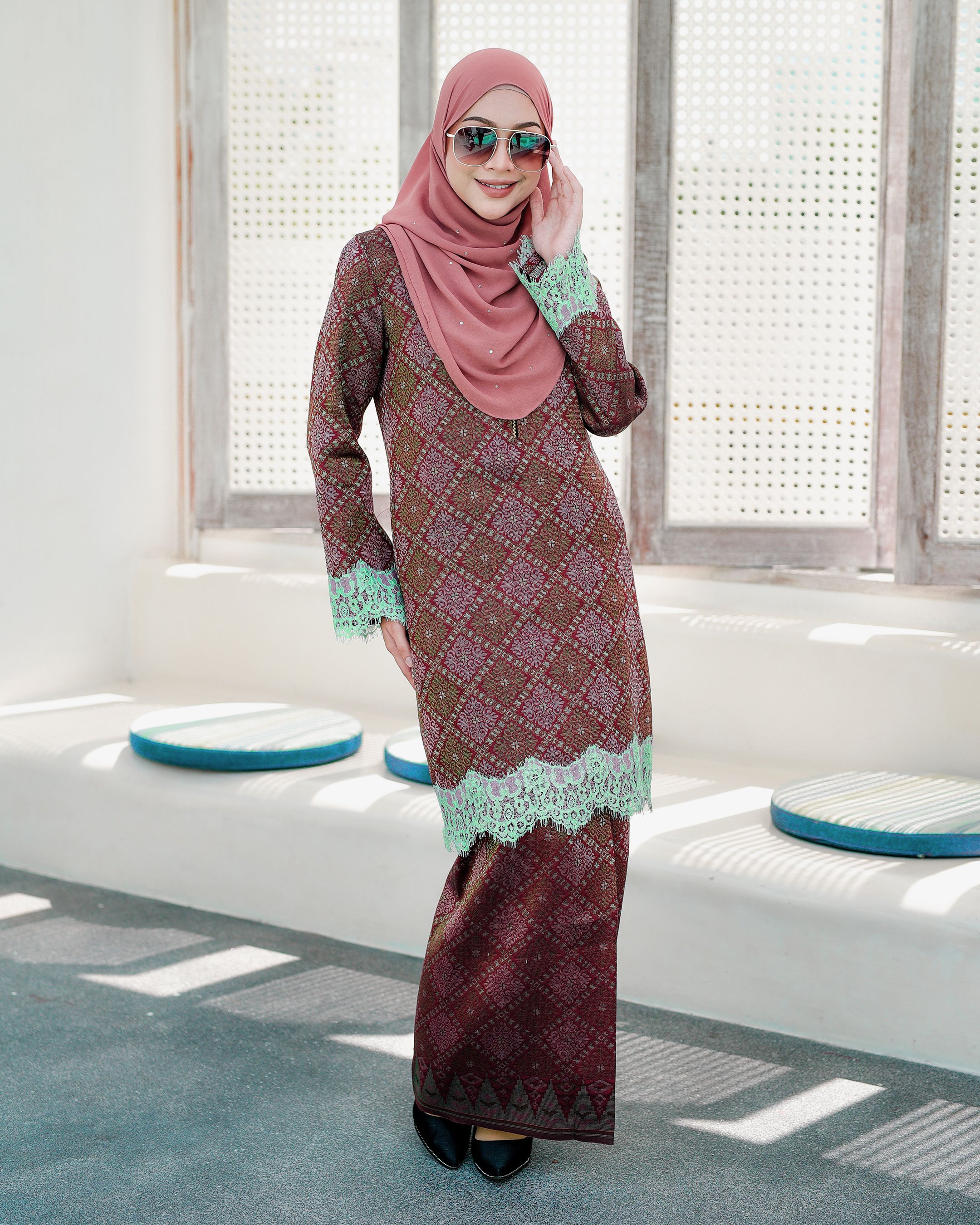 Baju Kurung Songket Lace Azleen - Rust Maroon