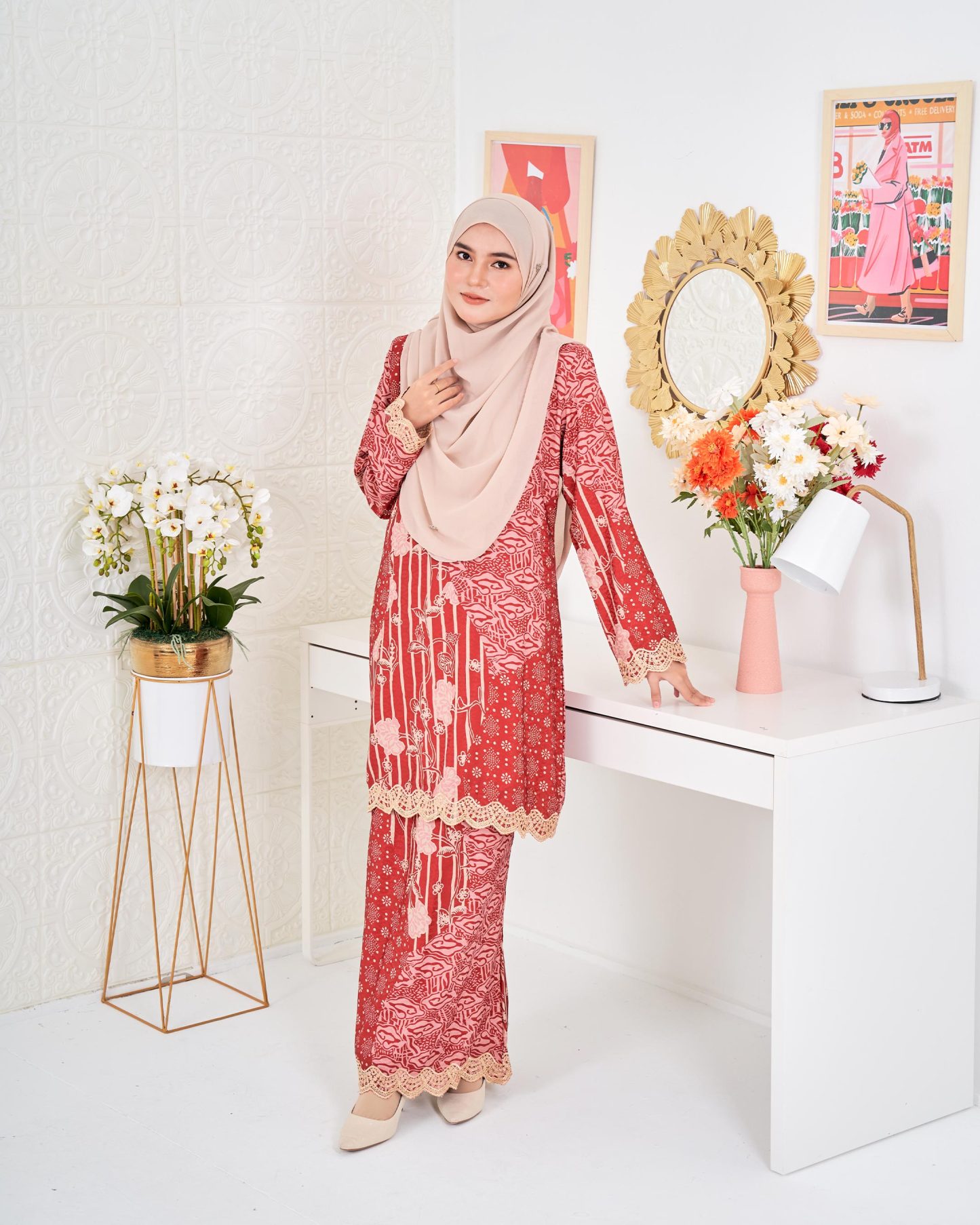Baju Kurung Moden Batik Puteri Layla Laluna X MCC - Scarlet Red