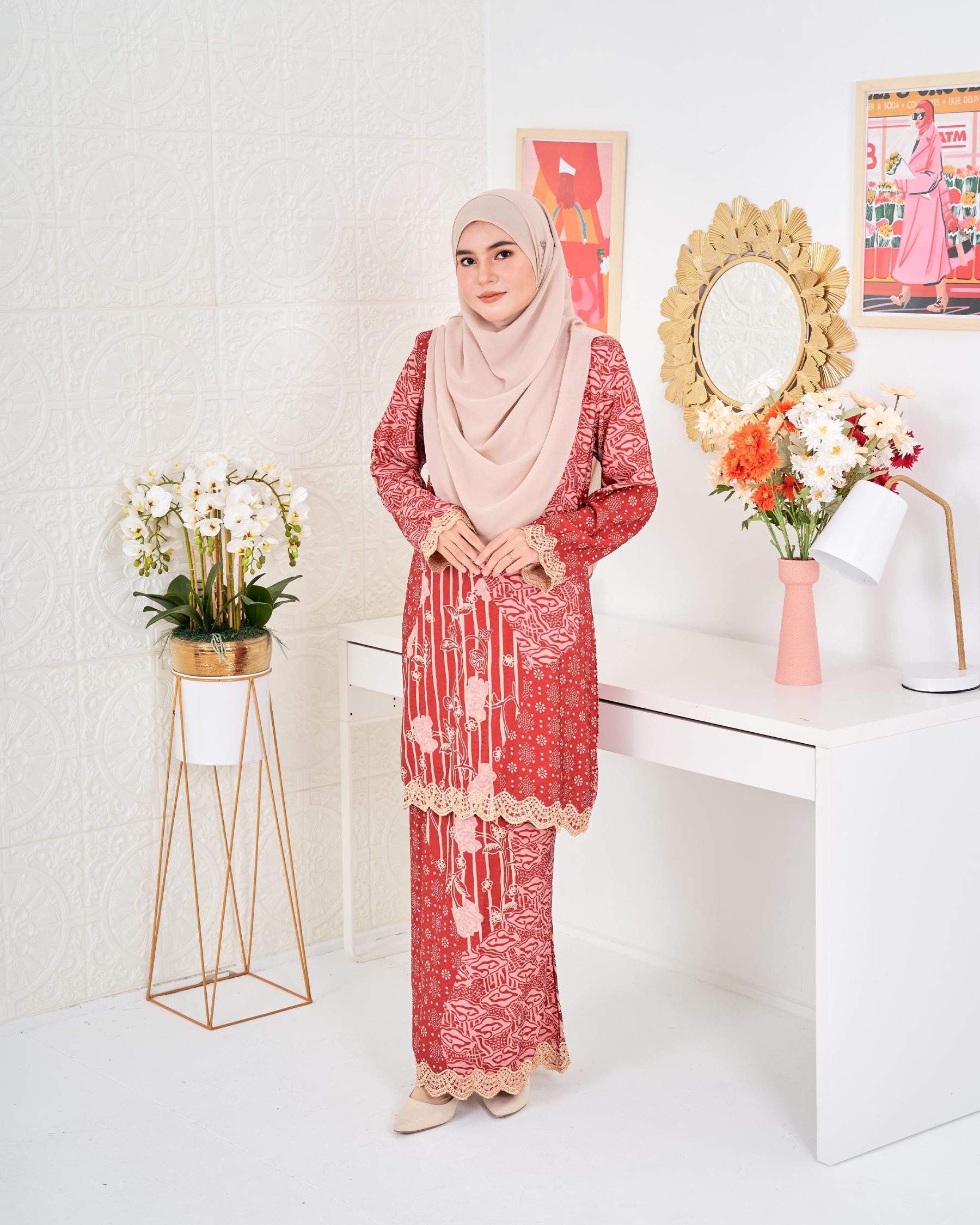 Baju Kurung Moden Batik Puteri Layla Laluna X MCC - Scarlet Red