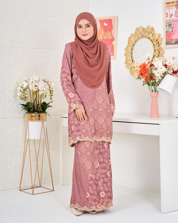 Baju Kurung Moden Batik Puteri Ledang Laluna X MCC - Dusty Pink