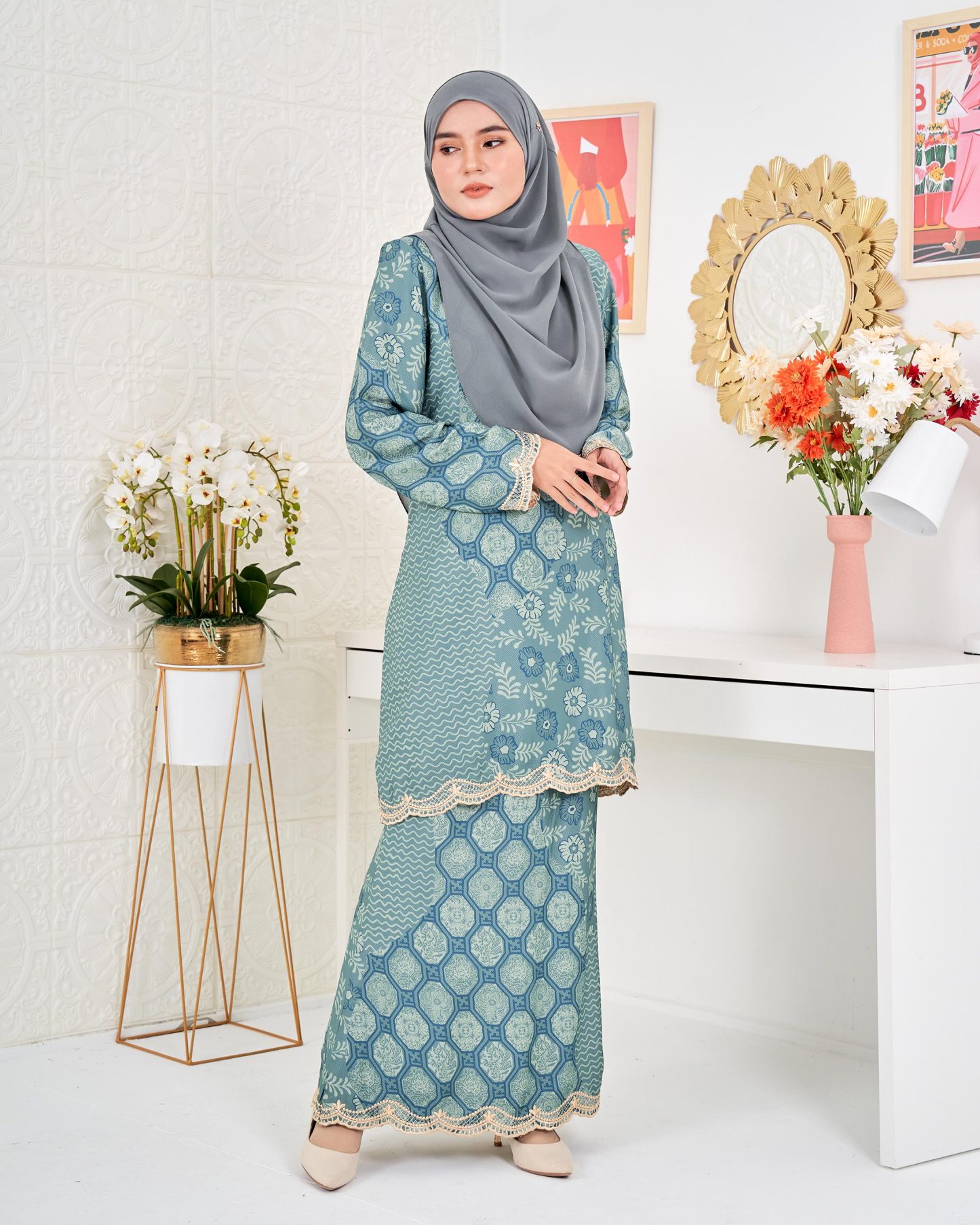 Baju Kurung Moden Batik Puteri Ledang Laluna X MCC - Teal Green