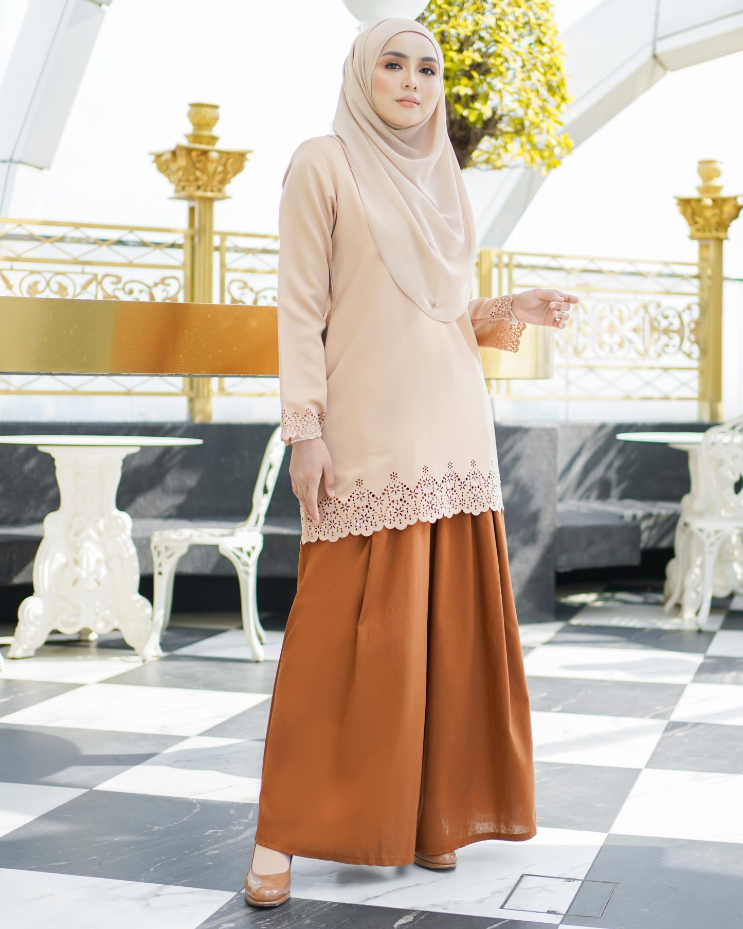 Baju Lasercut Allena - Latte Nude